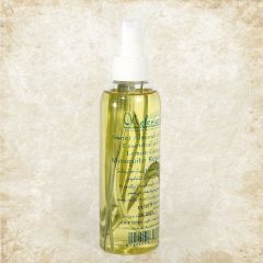 Sweet almond oil mixed with lemon grass oil