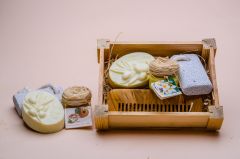 Box no. 3 containing a comb, soap, small cream and pimouse stone